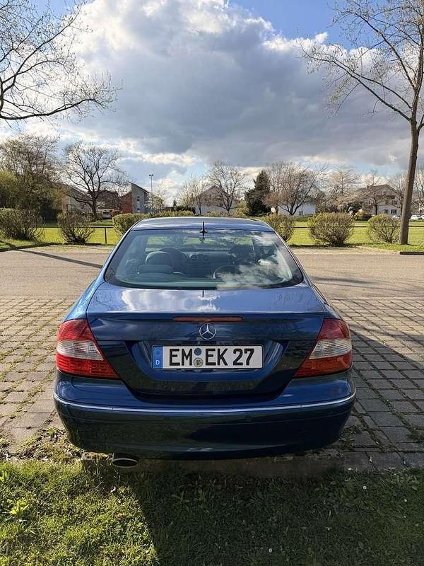 Gebraucht Mercedes CLK350 Elegance 272 PS (200 kW) 2005 Blau Coupé