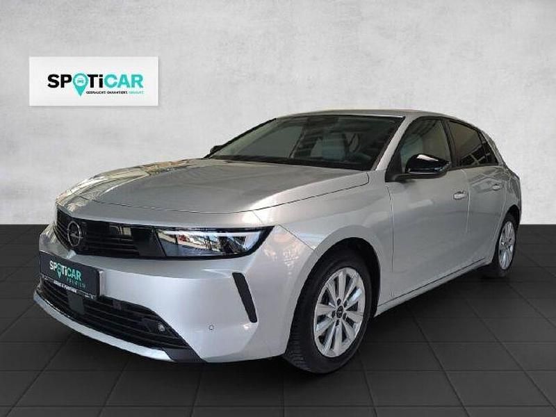 Silber Gebraucht 2024 Opel Astra Elegance Limousine | 26.500 € (Teuer) - Bild 1/4