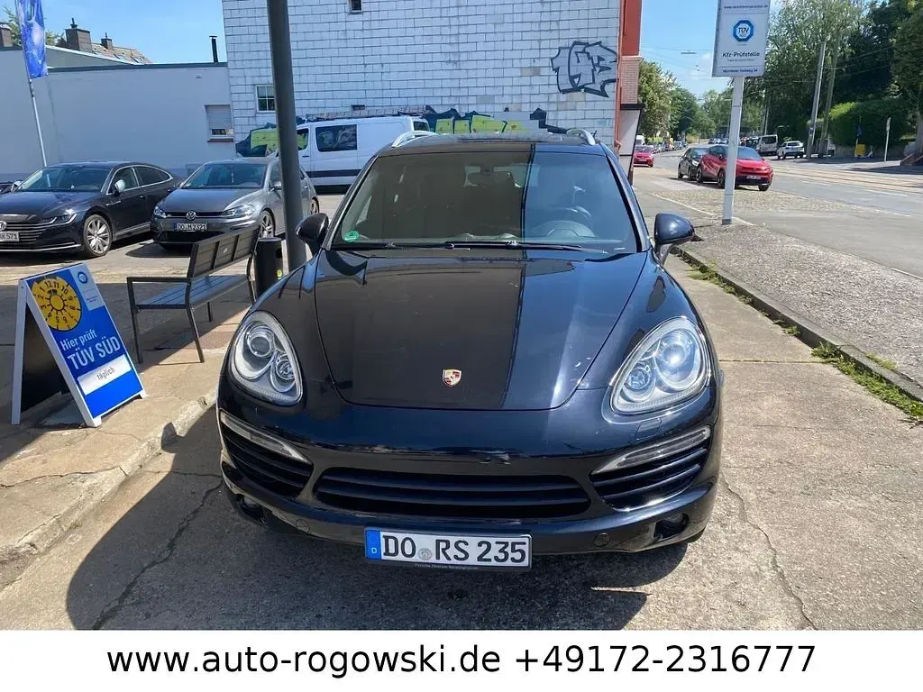 Gebraucht Porsche Cayenne 245 PS (180 kW) 2012 Schwarz SUV