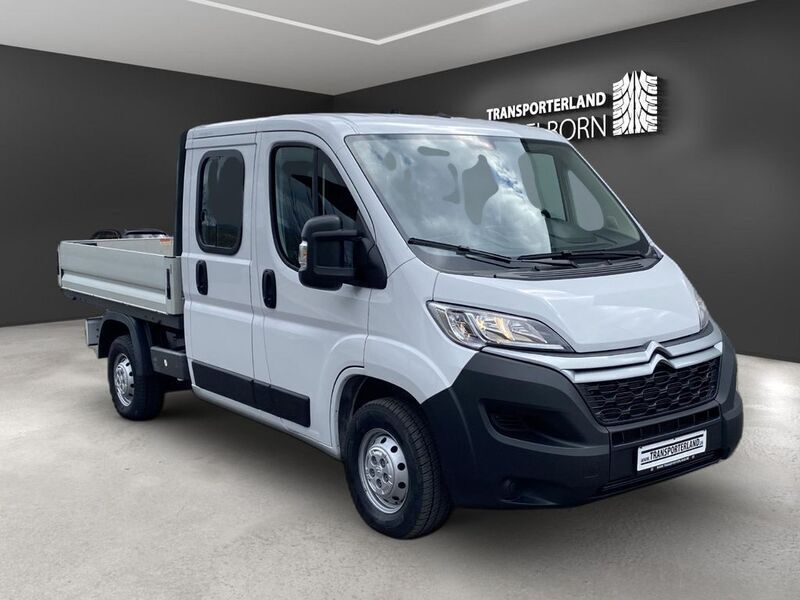 Weiß Gebraucht 2023 Citroën Jumper Van / Kleinbus | 26.990 € (Fairer Preis) - Bild 1/4