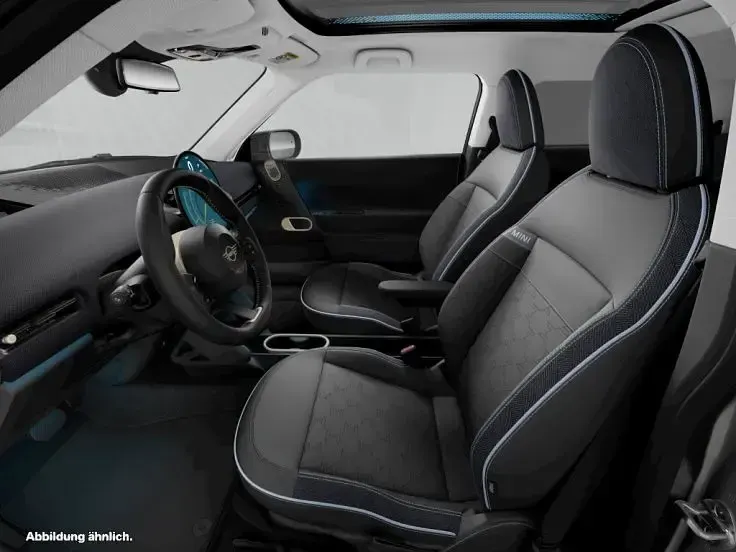 Używany Mini Cooper 135 kW (184 KM) 2025 Srebrny Hatchback
