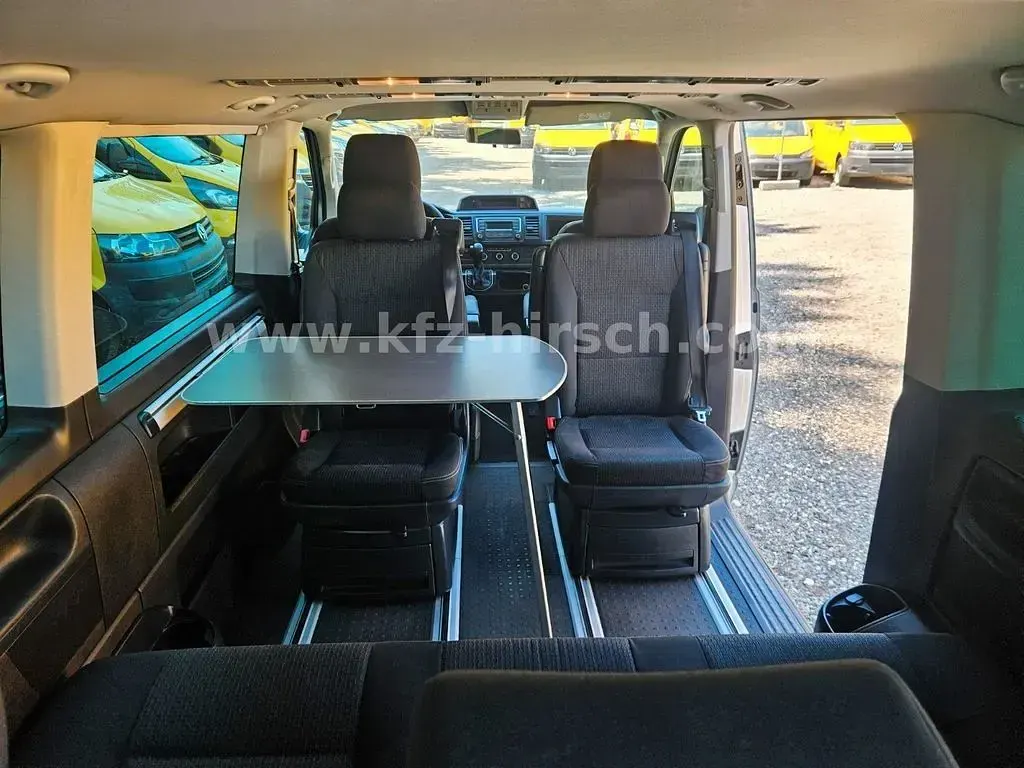 Używany VW T6 S 150 KM (110 kW) 2015 Srebrny Van
