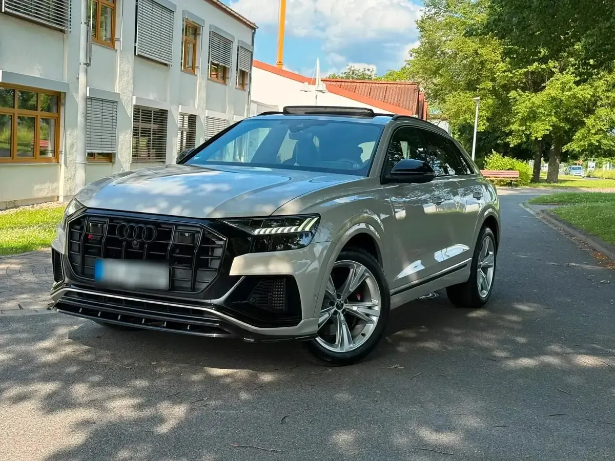 Gebraucht Audi SQ8 Ambiente 507 PS (372 kW) 2022 Beige SUV
