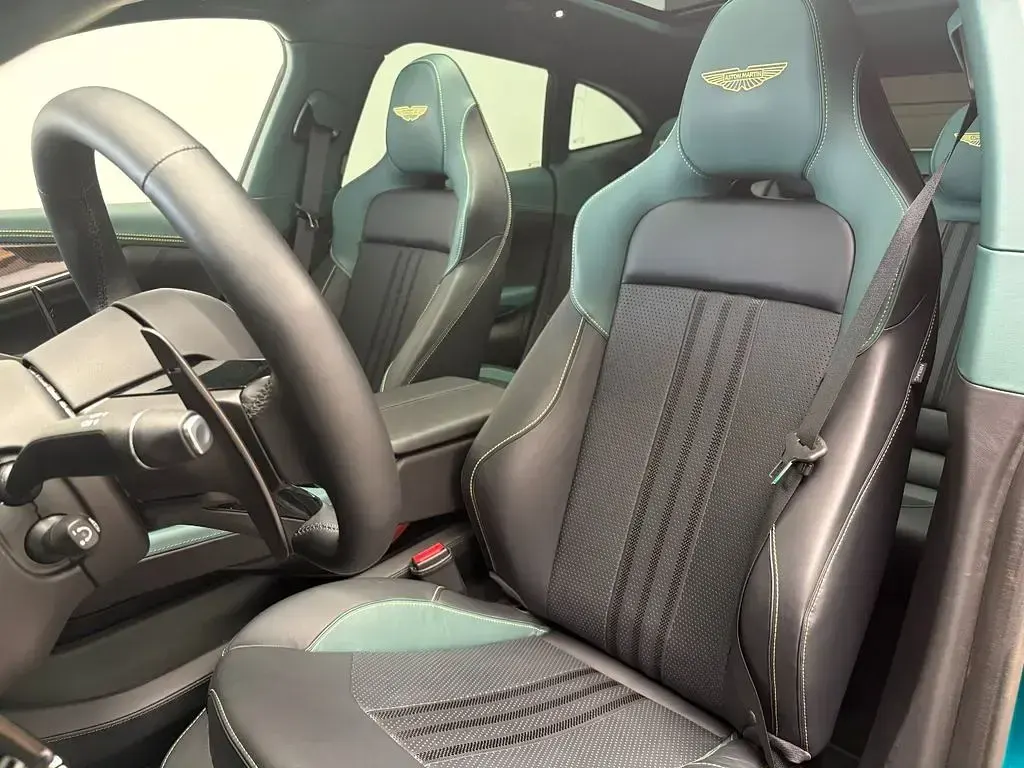 Gebraucht Aston Martin DBX 707 707 PS (519 kW) 2025 Grün SUV