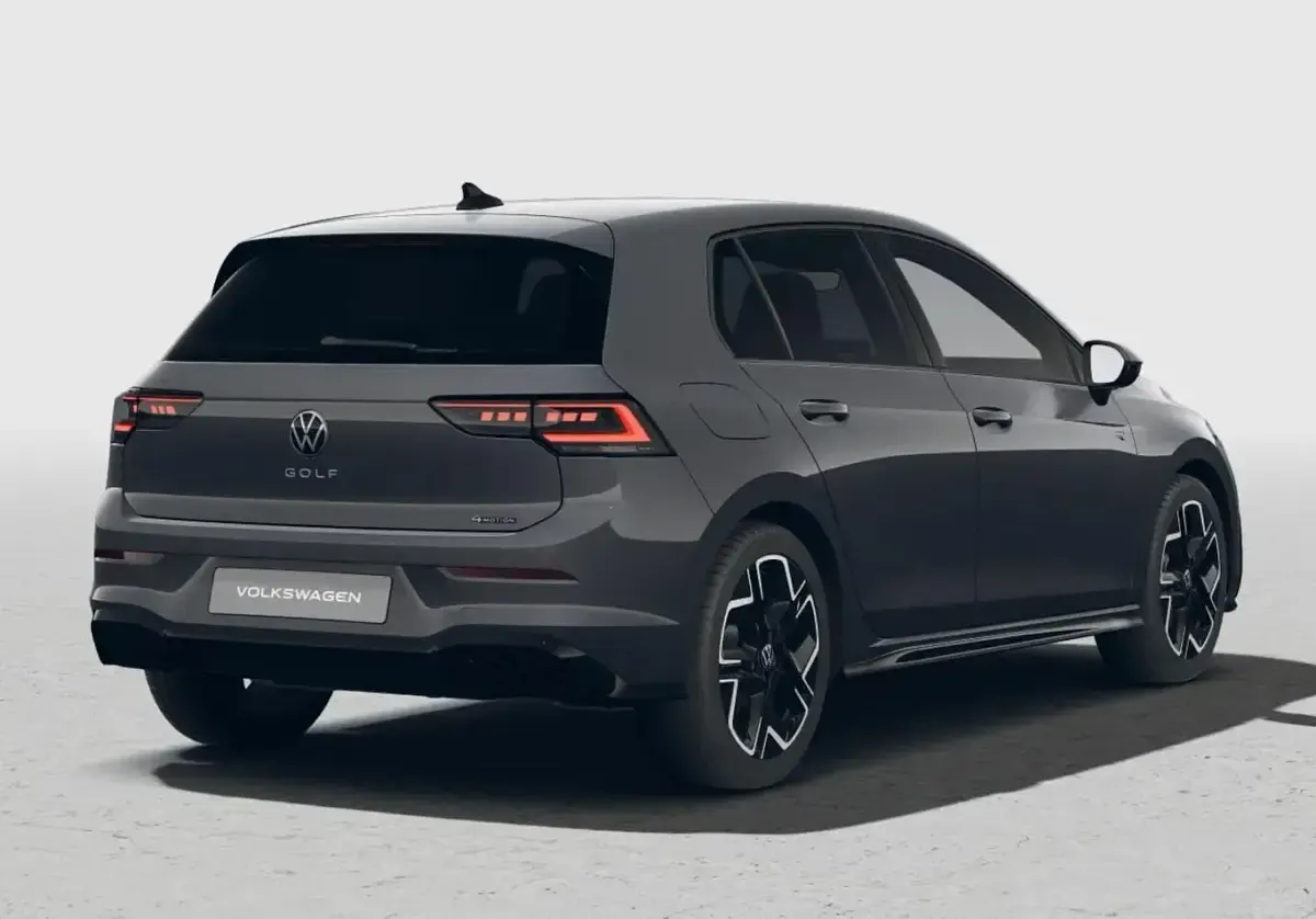 Neu VW Golf VIII R-line 204 PS (150 kW) 2026 Moonstone grey/black roof Limousine