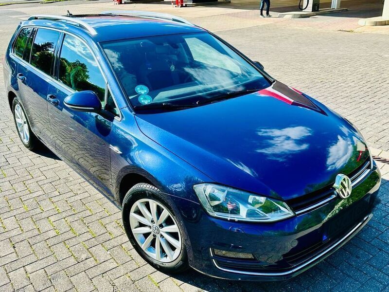 Blau Gebraucht 2015 VW Golf VII LOUNGE Kombi | 8.890 € (Fairer Preis) - Bild 1/4