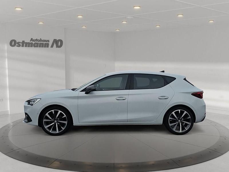 Gebraucht Seat Leon FR 150 PS (110 kW) 2021 Weiß Limousine