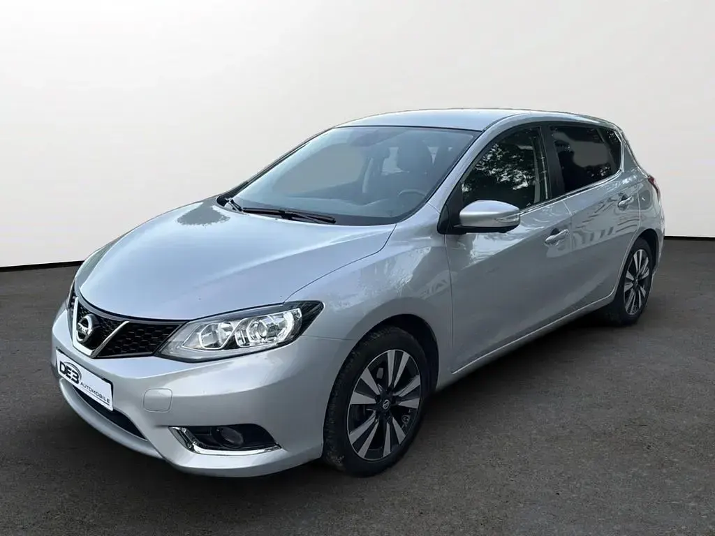 Gebraucht Nissan Pulsar Tekna 116 PS (85 kW) 2015 Silber Kleinwagen