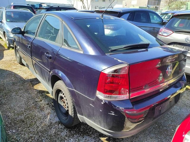 Gebraucht Opel Vectra 122 PS (89 kW) 2004 Blau Limousine