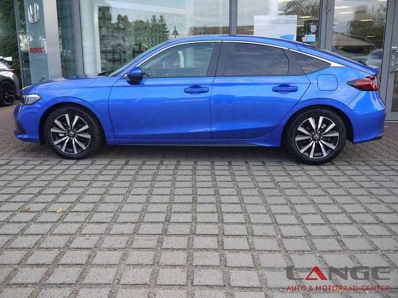 Gebraucht Honda Civic Elegance 184 PS (135 kW) 2024 Prem crystal blue m Limousine