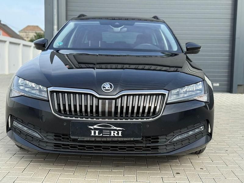 Gebraucht Skoda Superb Ambition 190 PS (139 kW) 2019 Schwarz Kombi