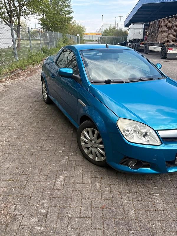 Gebraucht Opel Tigra 125 PS (91 kW) 2005 Blau Cabrio