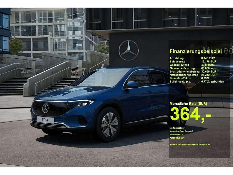 Blau Gebraucht 2024 Mercedes EQA350 Advanced SUV | 33.790 € (Guter Preis) - Bild 1/3