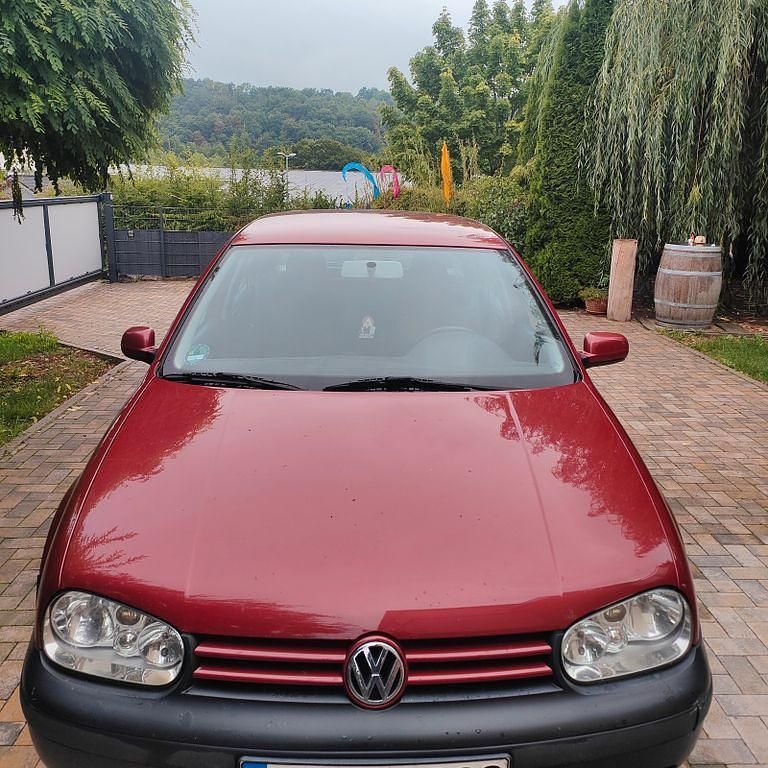 Rot Gebraucht 2000 VW Golf IV Basis Limousine | 550 € (Superpreis) - Bild 1/4