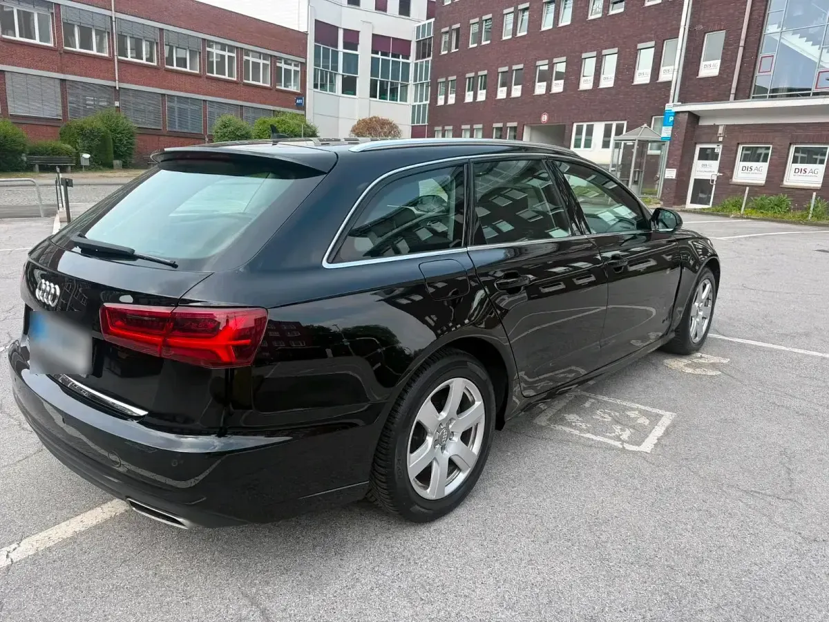 Gebraucht Audi A6 190 PS (139 kW) 2015 Schwarz Kombi