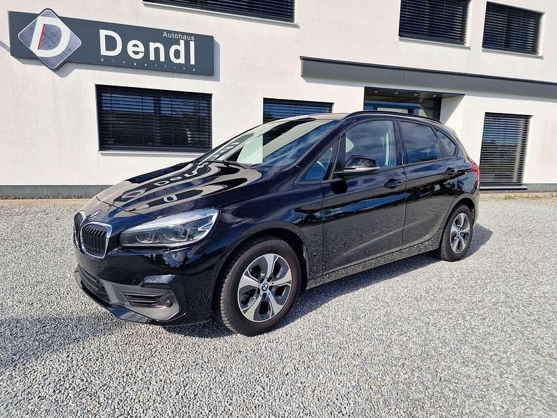 Schwarz ii Gebraucht 2018 BMW 218 Kombi | 15.400 € (Fairer Preis) - Bild 1/4