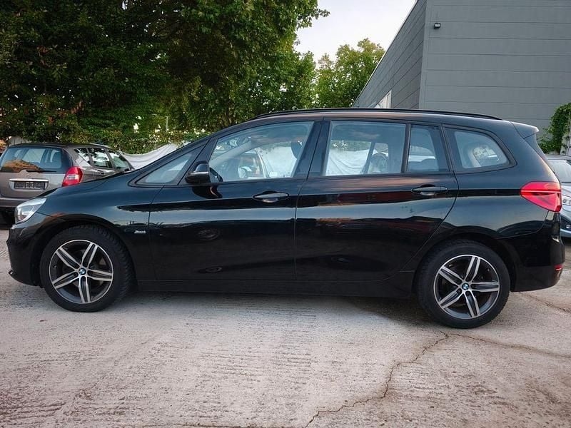 Gebraucht BMW 218 Sport Line 150 PS (110 kW) 2016 Schwarz Kombi