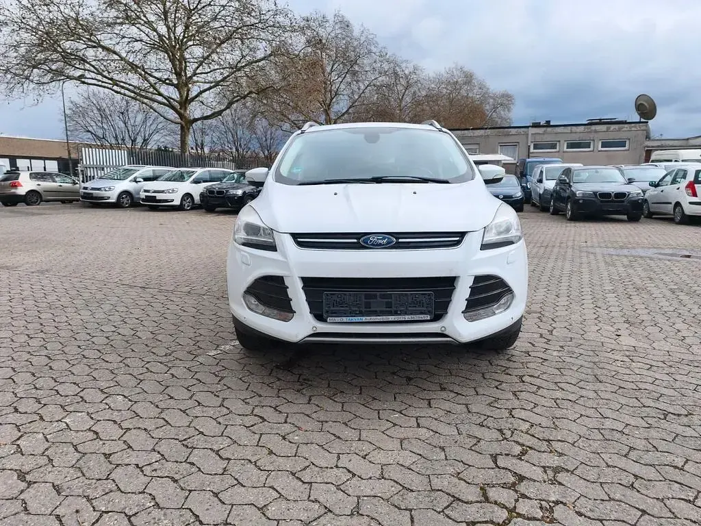Używany Ford Kuga Titanium 182 KM (133 kW) 2013 Biały SUV