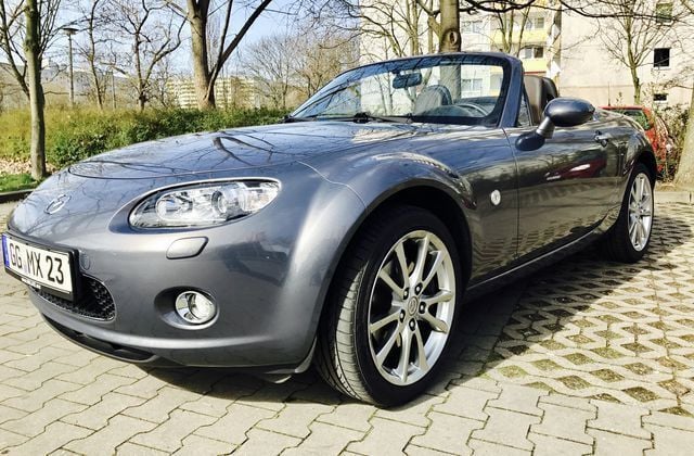 Gebraucht Mazda MX5 126 PS (92 kW) 2009 Grau metallic Cabrio