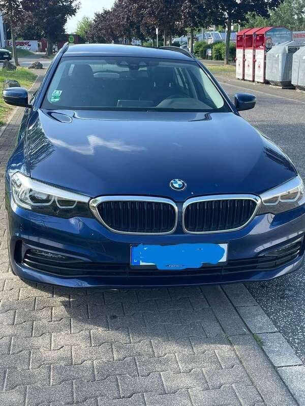 Blau Gebraucht 2019 BMW 520 Kombi | 19.000 € (Superpreis) - Bild 1/4