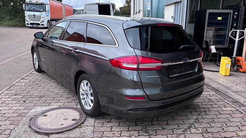 Gebraucht Ford Mondeo 190 PS (139 kW) 2020 Grau Kombi