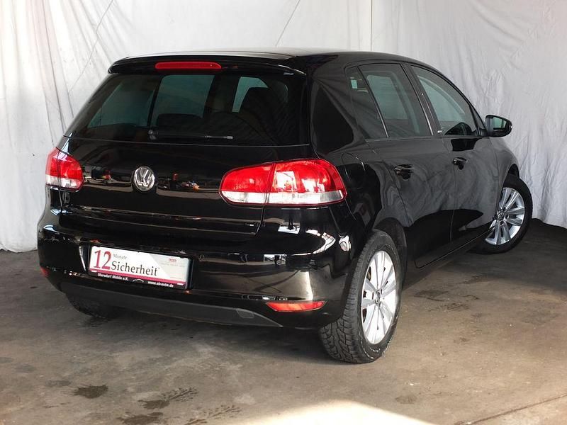 Gebraucht VW Golf VI Style 86 PS (63 kW) 2011 Schwarz Kleinwagen
