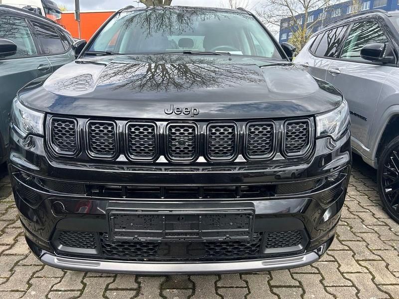 Gebraucht Jeep Compass Limited 131 PS (96 kW) 2024 Schwarz SUV
