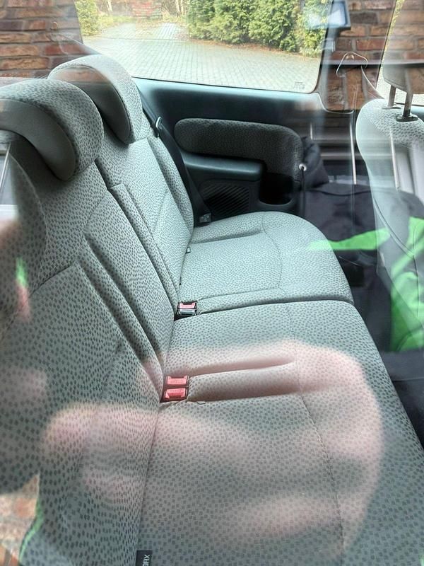 Gebraucht Renault Clio II 75 PS (55 kW) 2006 Blau Kleinwagen