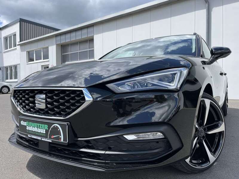 Schwarz Gebraucht 2022 Seat Leon Style Kombi | 23.860 € (Fairer Preis) - Bild 1/4