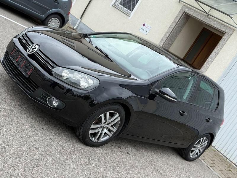 Schwarz Gebraucht 2009 VW Golf VI Comfortline Limousine | 6.950 € (Fairer Preis) - Bild 1/4