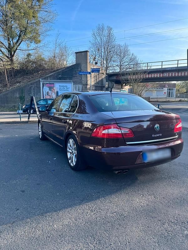 Gebraucht Skoda Superb 160 PS (117 kW) 2008 Violet Limousine