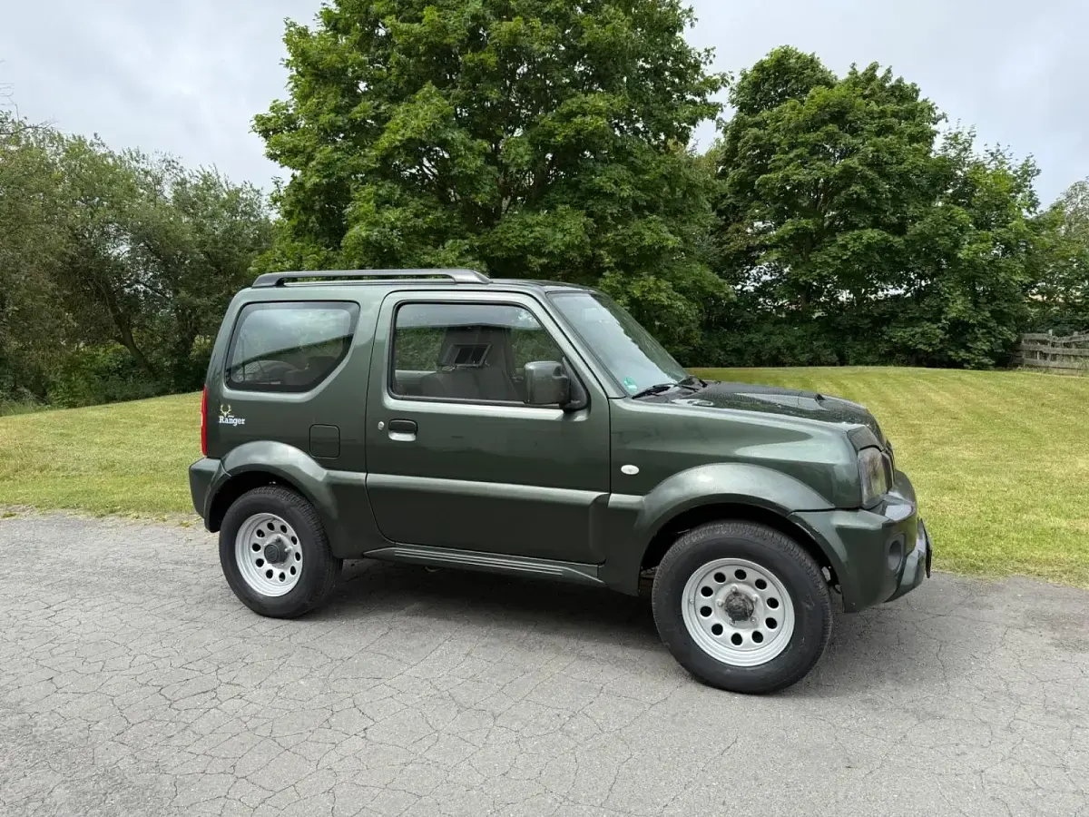 Gebraucht Suzuki Jimny Comfort 86 PS (63 kW) 2016 Grün SUV