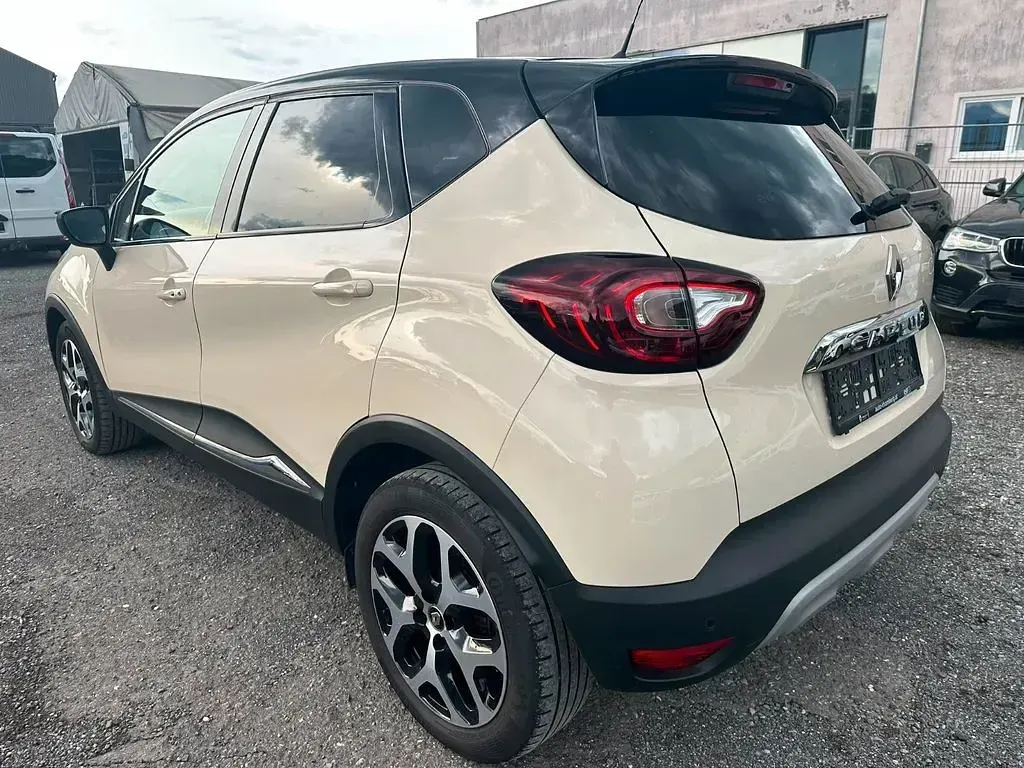 Gebraucht Renault Captur Intens 150 PS (110 kW) 2019 Weiß SUV