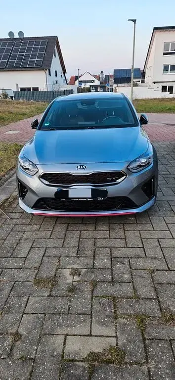 Używany Kia ProCeed GT 204 KM (150 kW) 2020 Srebrny Kombi