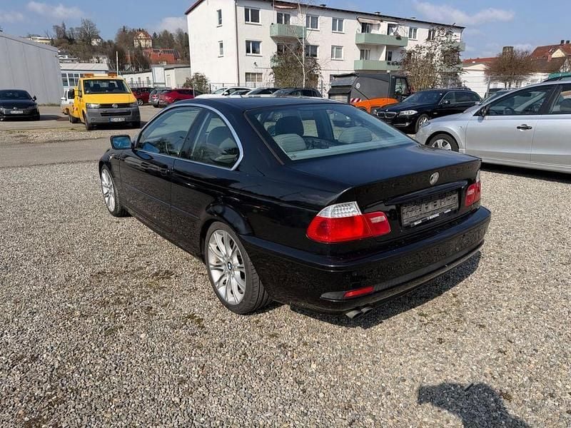 Gebraucht BMW 325 Exclusive 192 PS (141 kW) 2004 Schwarz Coupé