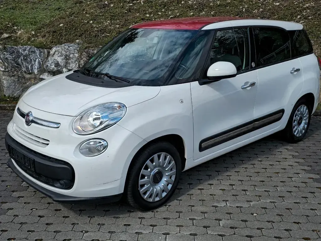 Gebraucht Fiat 500L Living 105 PS (77 kW) 2014 Weiß Van / Kleinbus