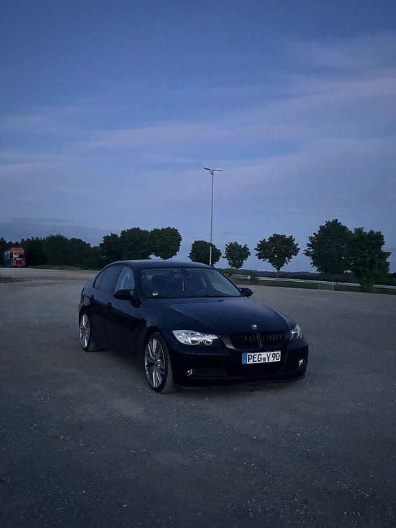 Gebraucht BMW 318 Performance 143 PS (105 kW) 2008 Schwarz Limousine