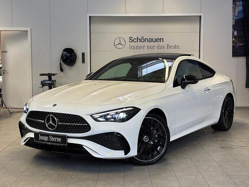 Weiß Gebraucht 2024 Mercedes CLE200 AMG Line Premium Plus Coupé | 49.950 € (Superpreis) - Bild 1/4