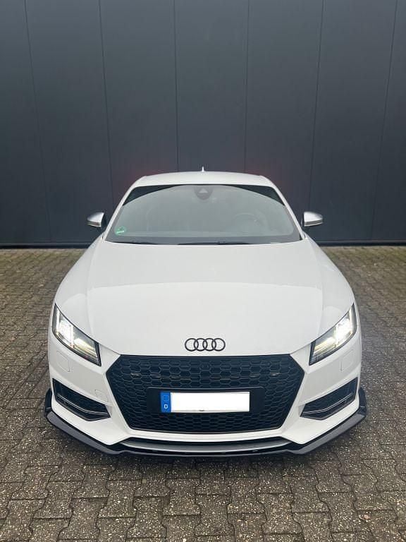 Gebraucht Audi TTS Design 310 PS (228 kW) 2015 Weiß Coupé