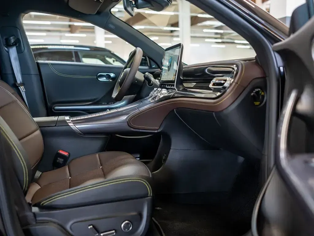 Gebraucht Smart #3 Premium 200 kW (272 PS) 2024 Schwarz / meta black (metallic) SUV