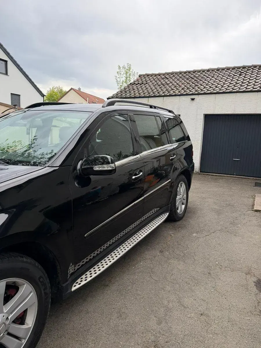 Gebraucht Mercedes GL320 224 PS (164 kW) 2007 Schwarz SUV