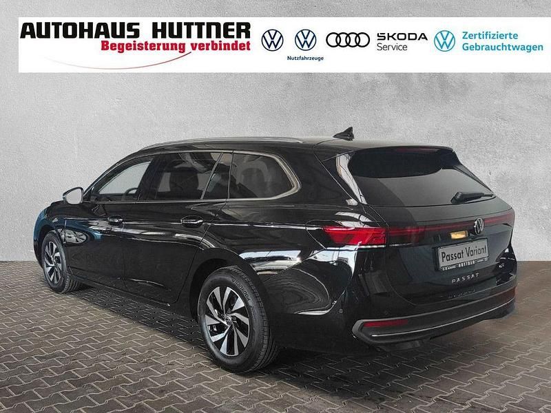Neu VW Passat Business 150 PS (110 kW) 2026 Schwarz Kombi