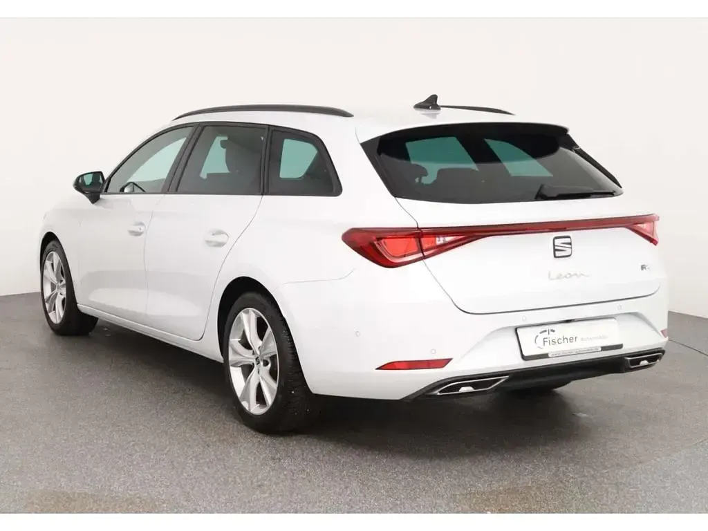 Gebraucht Seat Leon FR 150 PS (110 kW) 2025 Nevada weiß metallic Kombi