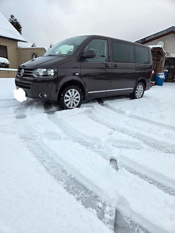 Usado VW Multivan 179 HP (131 kW) 2011 Roxo Monovolume