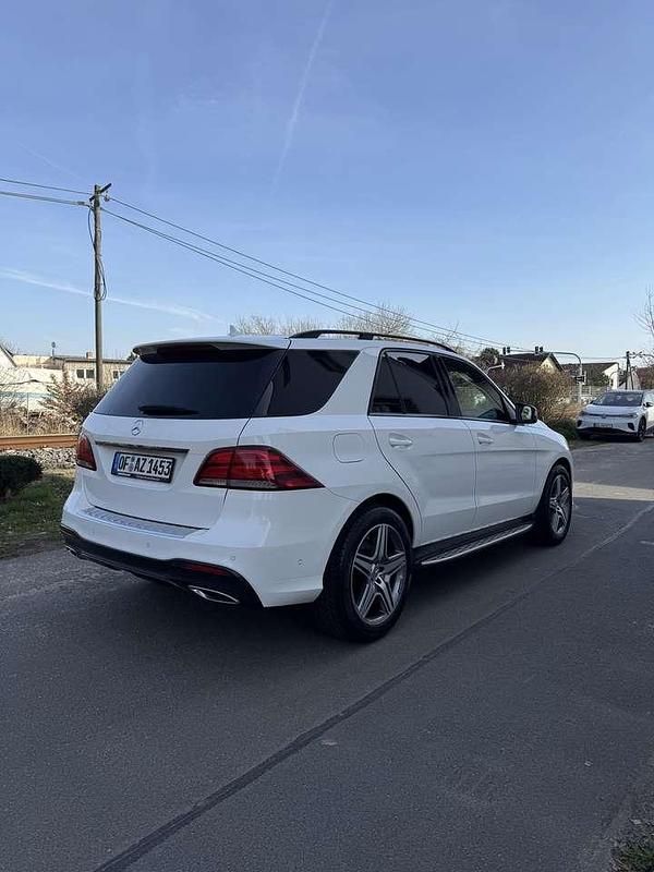 Gebraucht Mercedes GLE350 AMG line 258 PS (189 kW) 2015 Weiß SUV