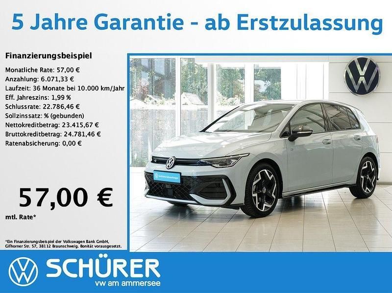Crystal ice blue metallic Gebraucht 2024 VW Golf VIII R-line Limousine | 28.987 € (Fairer Preis) - Bild 1/4