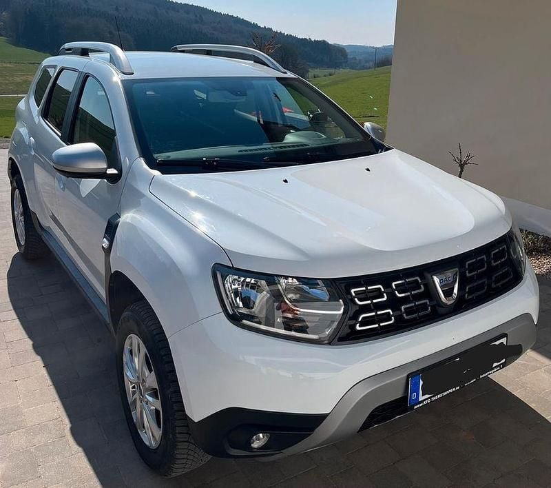 Gebraucht Dacia Duster 114 PS (83 kW) 2018 Weiß SUV
