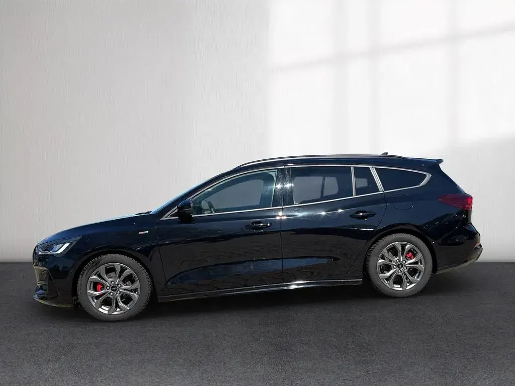 Gebraucht Ford Focus ST-Line X 116 PS (85 kW) 2025 Schwarz Kombi