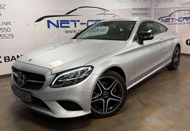 Grau Gebraucht 2018 Mercedes C180 AMG Coupé | 22.800 € (Etwas zu teuer) - Bild 1/3