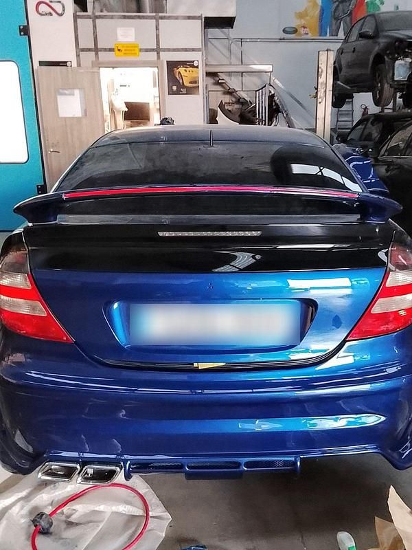 Gebraucht Mercedes C350 300 PS (220 kW) 2005 Blau Coupé